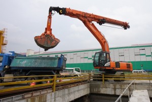 Applications and Attachments - Hitachi Construction Machinery Asia